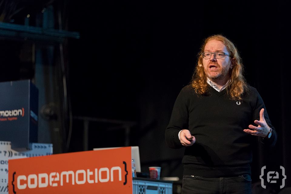 Christian Heilmann presenting at Codemotion Berlin